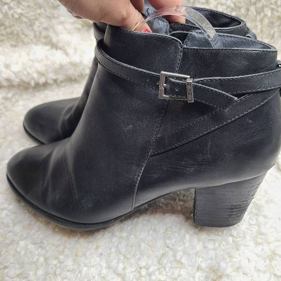 Vionic Upton Black Leather Ankle Boots size 11 - Picture 6 of 13
